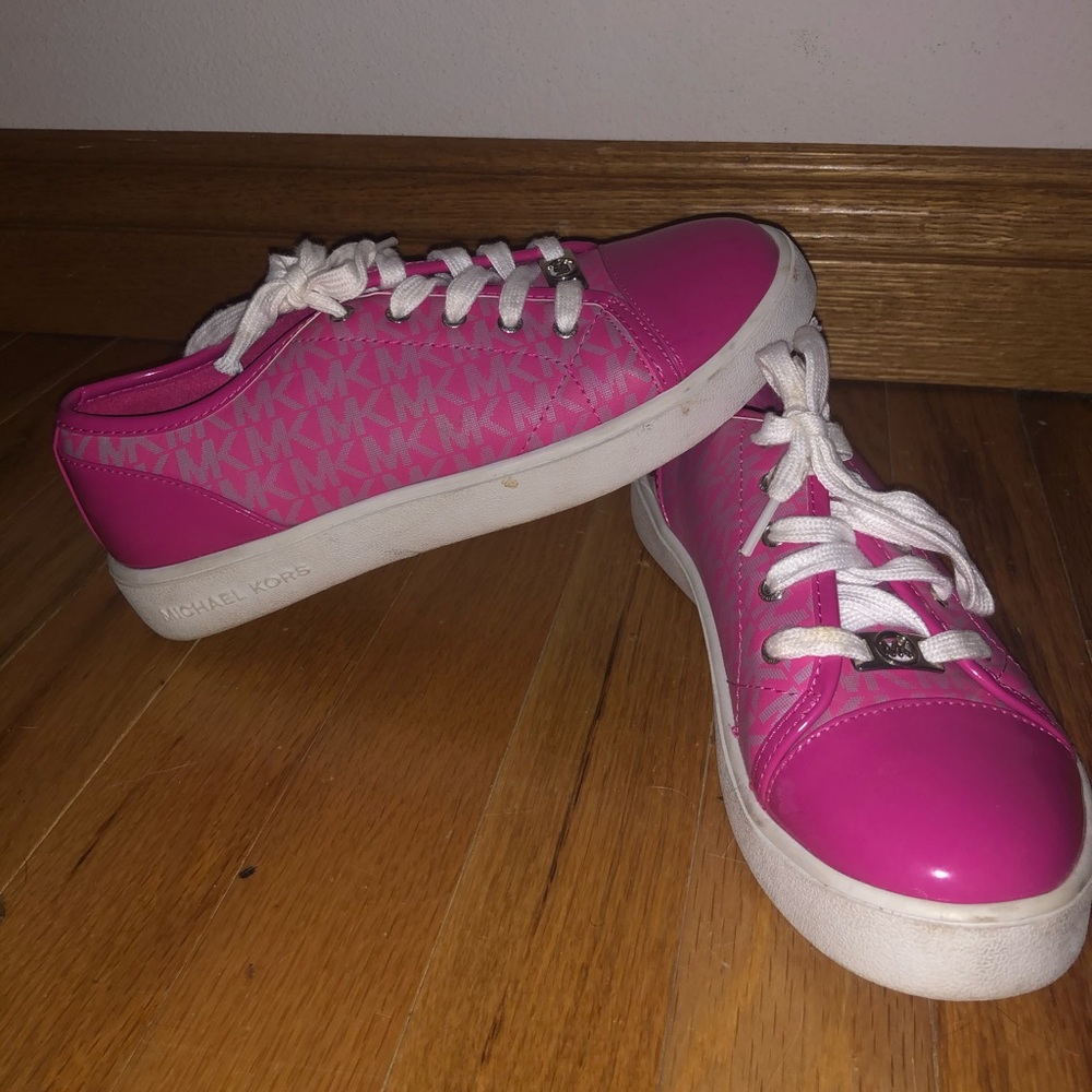 Michael Michael Kors fuchsia pink sneakers